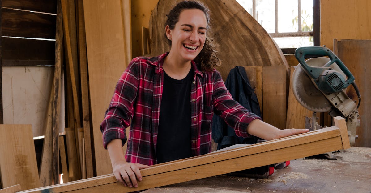 How Geelong's Industrial Carpenters Are Adapting to Modern Needs